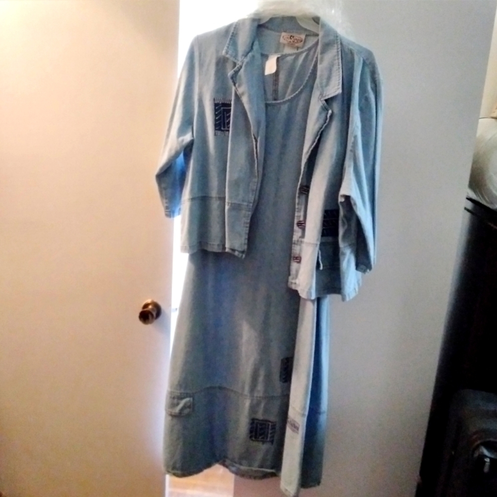 Women's dress